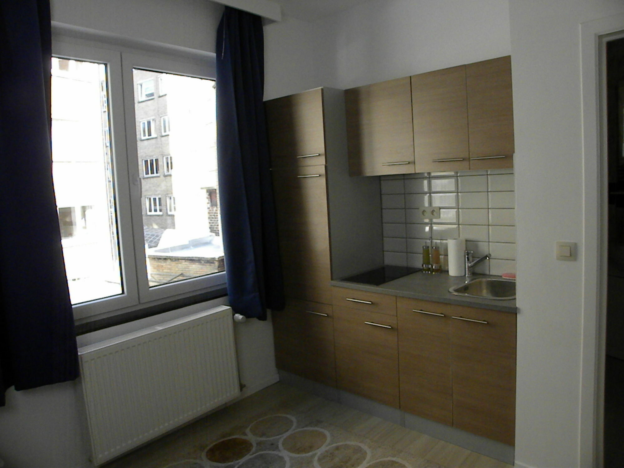 City Center Apartements Fourche Брюксел Екстериор снимка